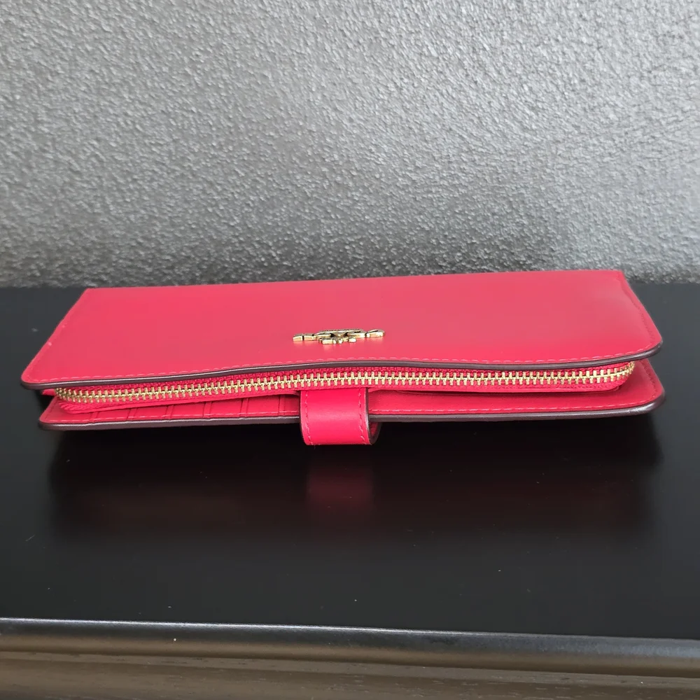 Coach Red Women's Wallet - Picture 5 of 12
